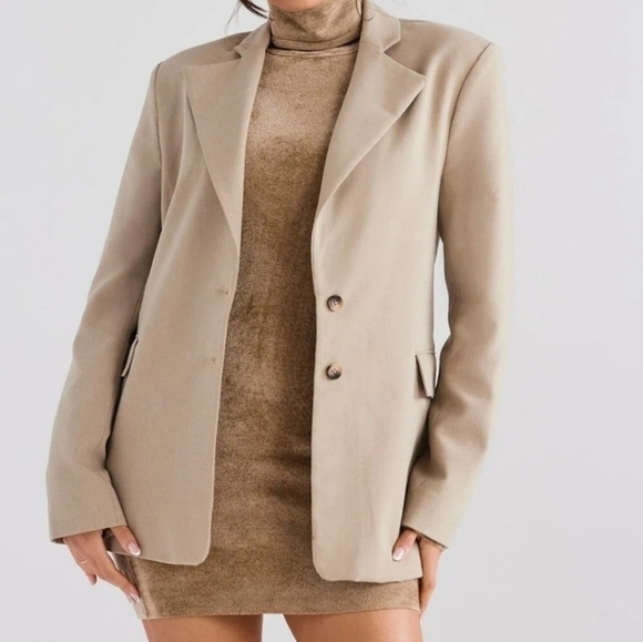 Aline Shaped Blazer HOUSE OF CB oversize blazer size small US 4-6. - Picture 1 of 9